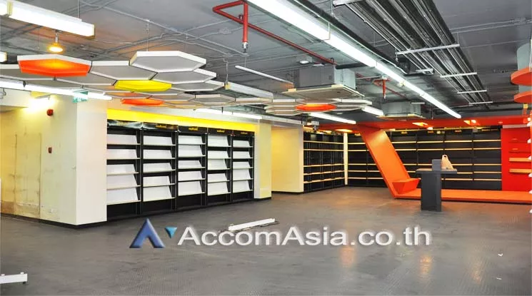 11  Office Space For Rent in Silom ,Bangkok BTS Surasak at Double A tower AA11172